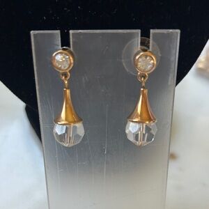 Vintage Savvy Swarovski Gold and Crystal‎ Drop pierced Earrings
